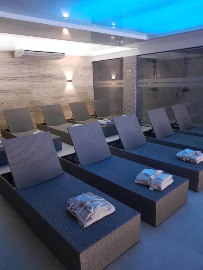 Family Apartmans Harry- Apartmans Of The Apart Hotel & Spa Zoned, Kopaonik - Special Benefit, Children Up To 13 Years Of Age Accompanied By Two Adults Stay For Free-Parking-Breakfast-Pool&Spa Exteriör bild