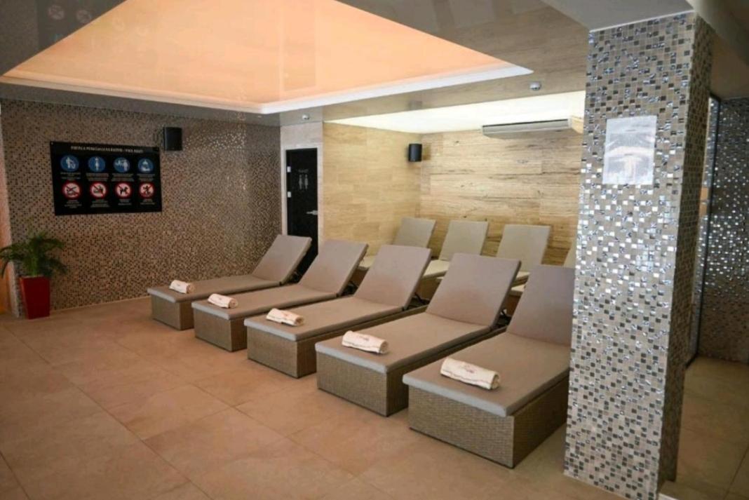 Family Apartmans Harry- Apartmans Of The Apart Hotel & Spa Zoned, Kopaonik - Special Benefit, Children Up To 13 Years Of Age Accompanied By Two Adults Stay For Free-Parking-Breakfast-Pool&Spa Exteriör bild